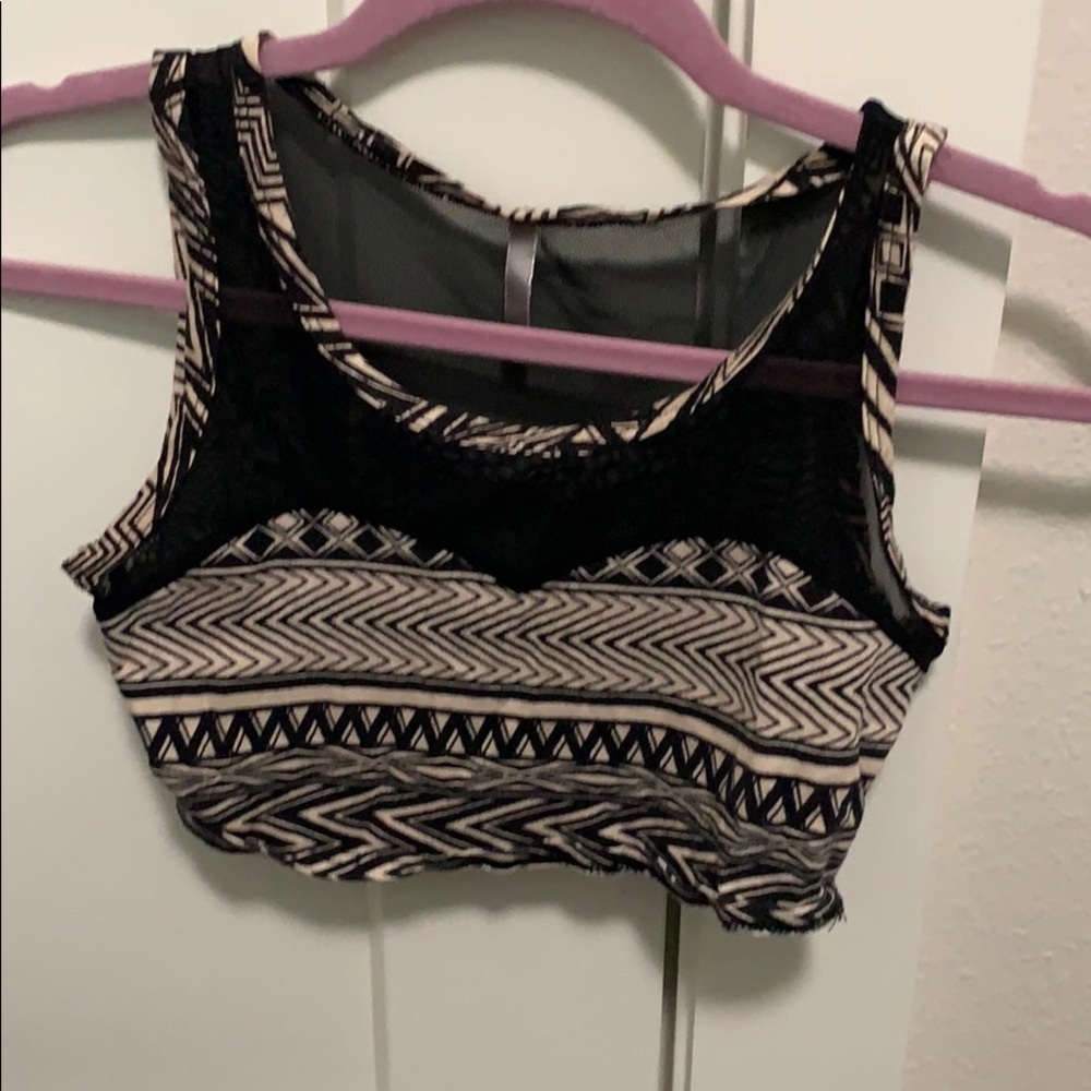 Crop top